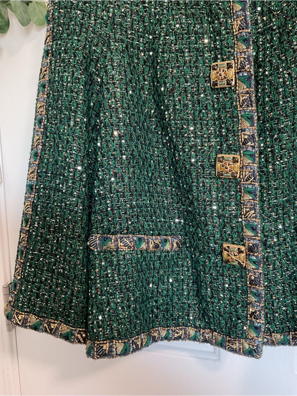 CHANEL VINTAGE PARIS BYZANCE GREEN GOLD JACKET GRIPOIX BUTTONS. FR 48 - Picture 13 of 16